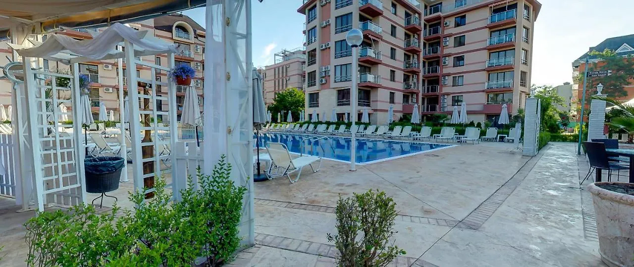 Tarsis Club & Aquapark Aparthotel Sunny Beach