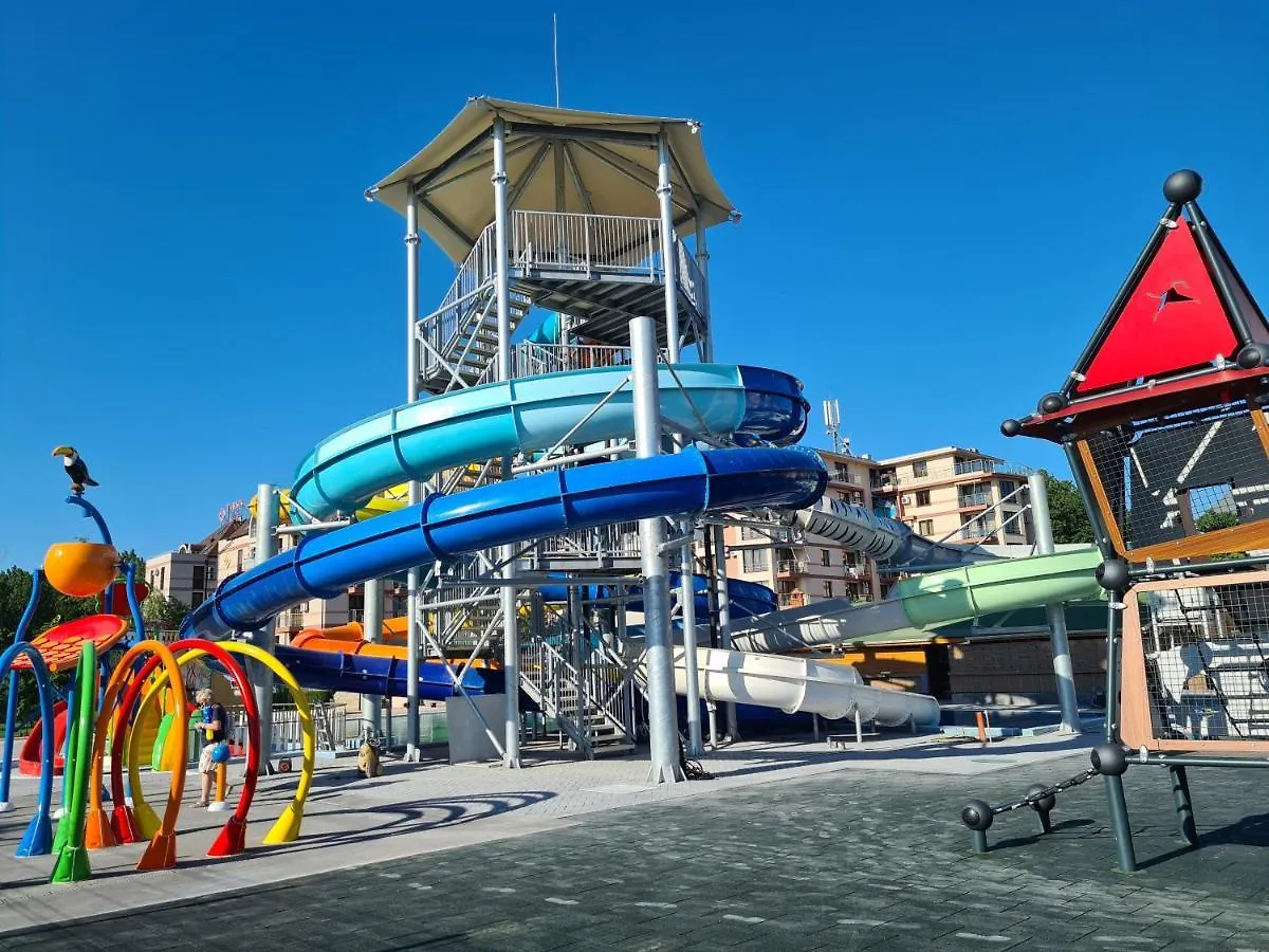 Tarsis Club & Aquapark Aparthotel Sunny Beach