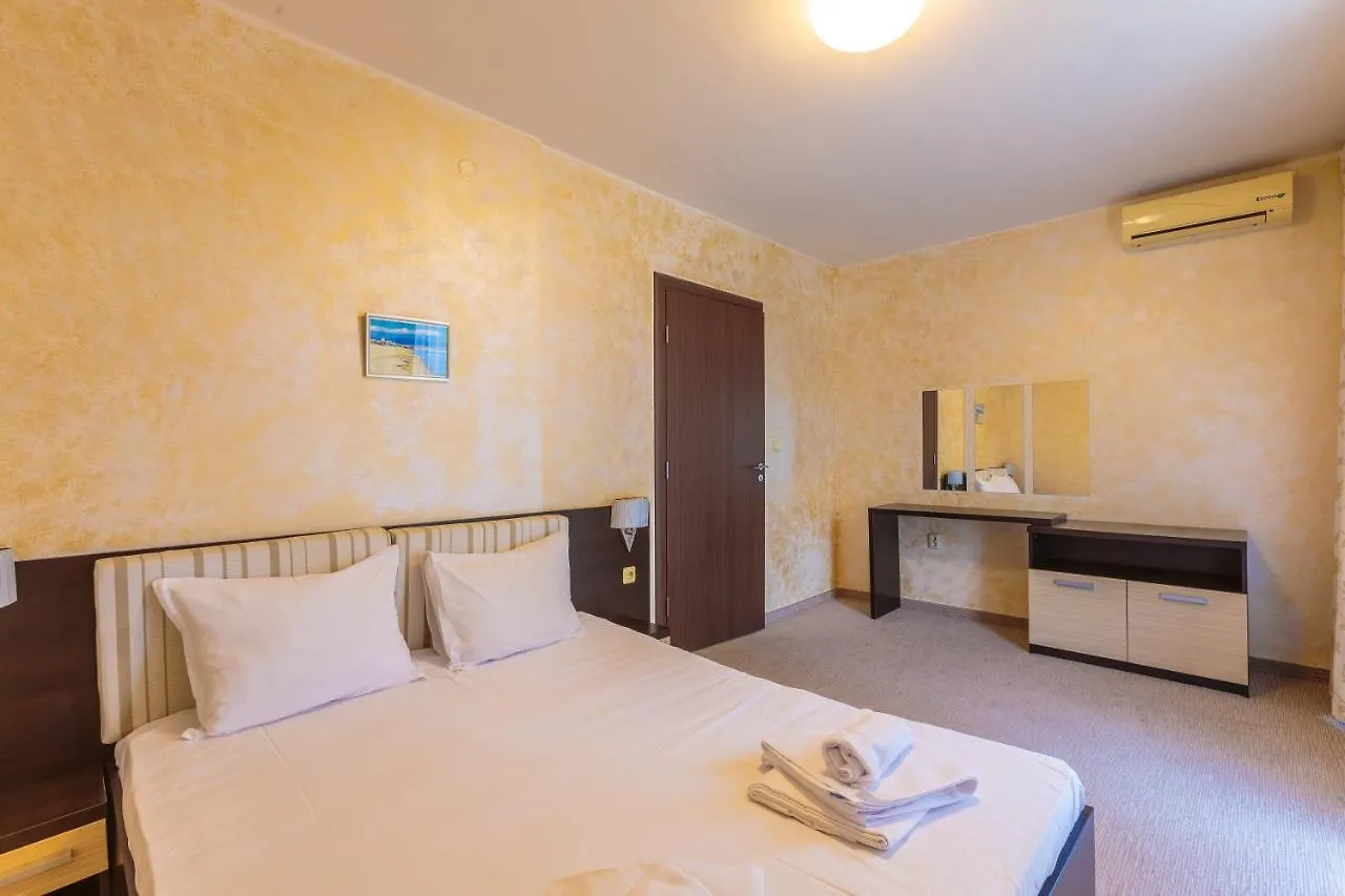 Tarsis Club & Aquapark Aparthotel Sunny Beach