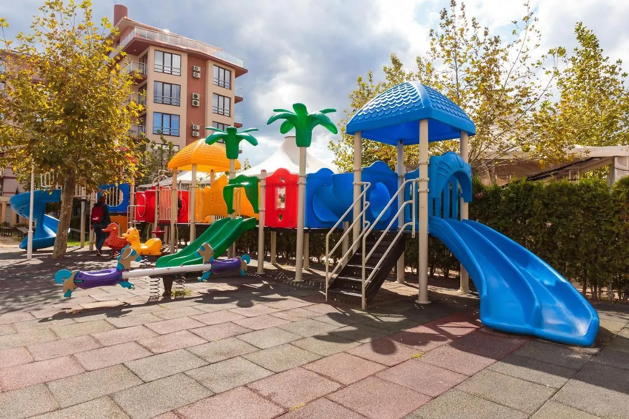 Tarsis Club & Aquapark Aparthotel Sunny Beach