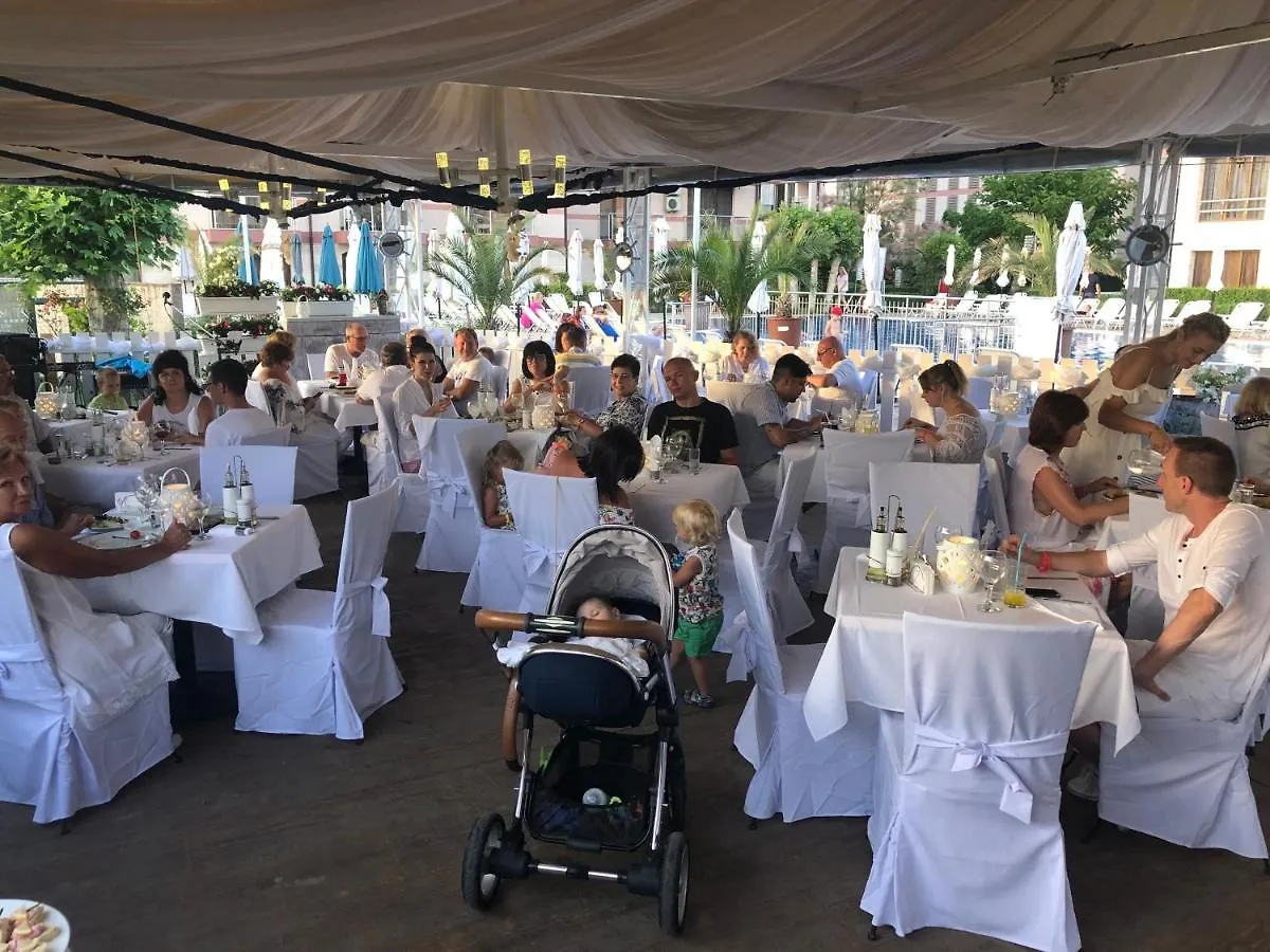 Tarsis Club & Aquapark Aparthotel Sunny Beach