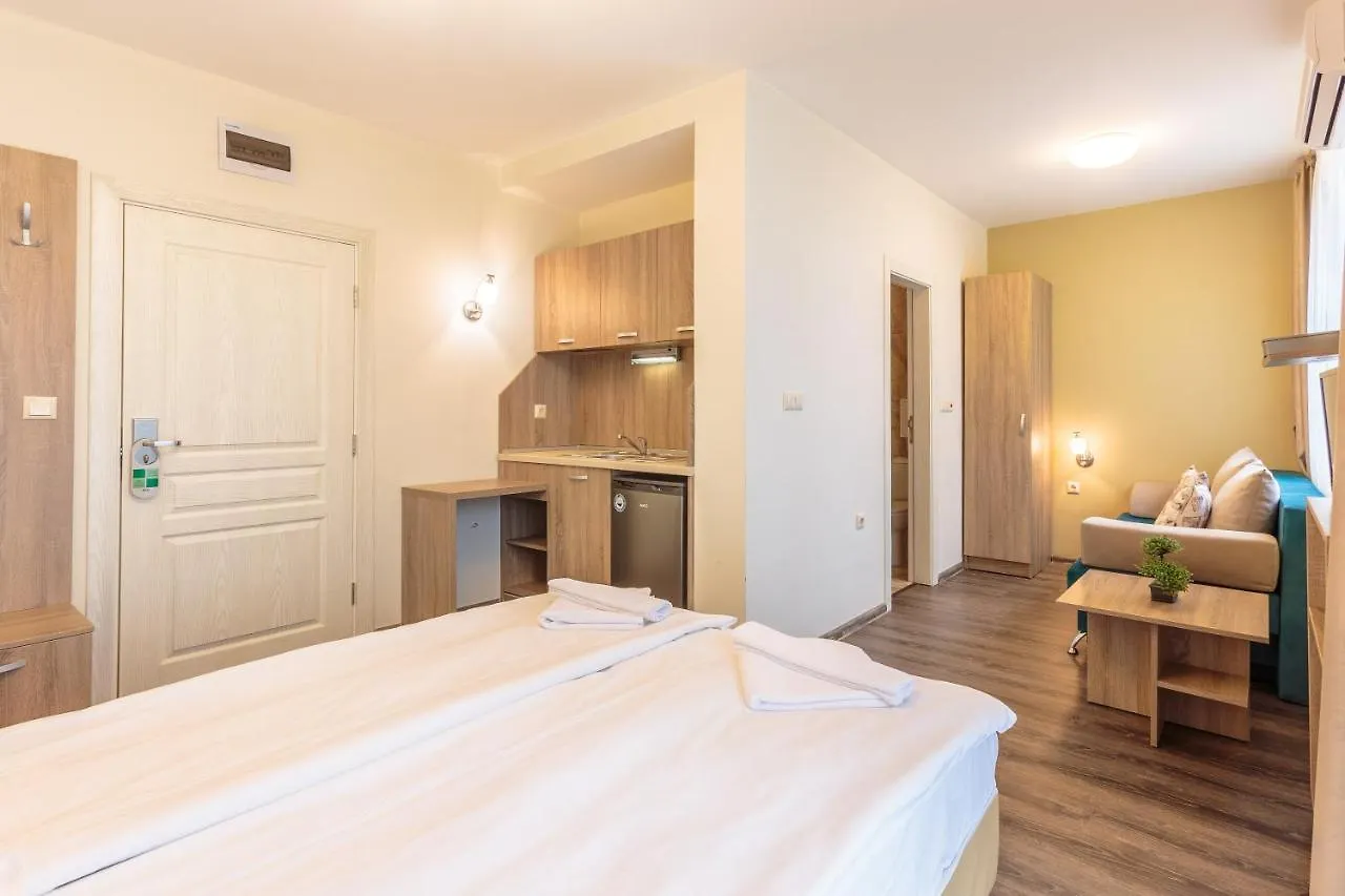 Tarsis Club & Aquapark Aparthotel Sunny Beach