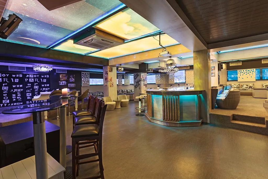 Tarsis Club & Aquapark Aparthotel Sunny Beach