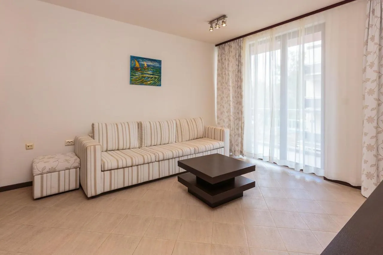 Tarsis Club & Aquapark Aparthotel Sunny Beach