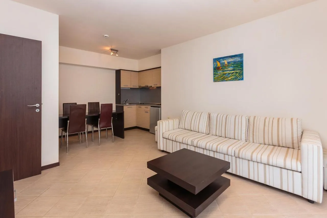 Tarsis Club & Aquapark Aparthotel Sunny Beach